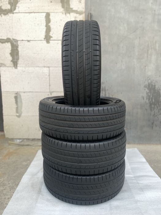 Продам комплект літньої гуми резини шини Continental 225 55 17 R17