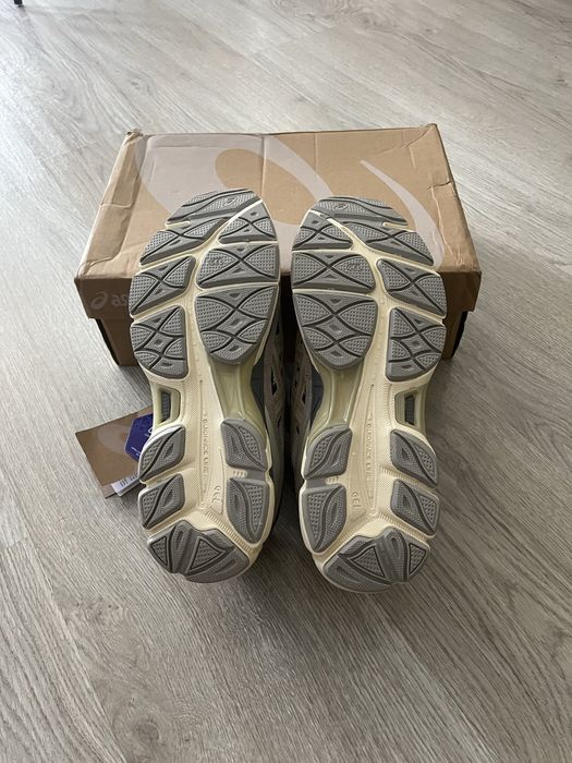 Asics gel nyc beige