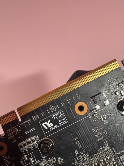 Відеокарта Power color Rx 6600xt 8gb з дефектом!