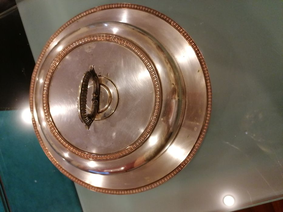 Prato coberto em casquinha