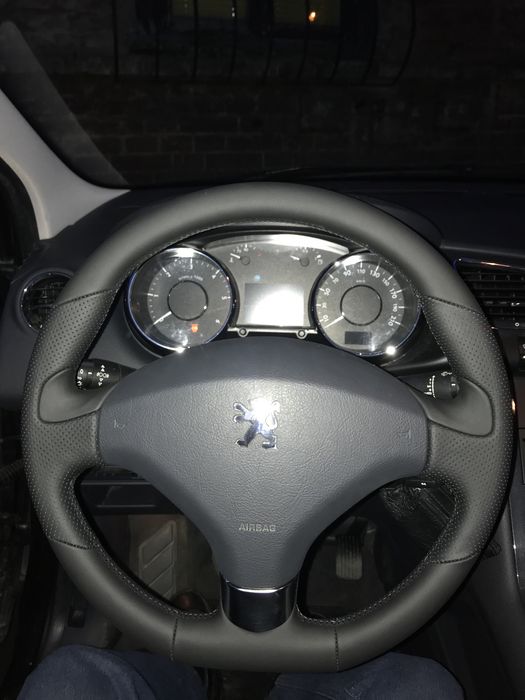 Перетяжка руля в кожу