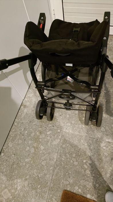 Carrinho de bebé Chicco - trio