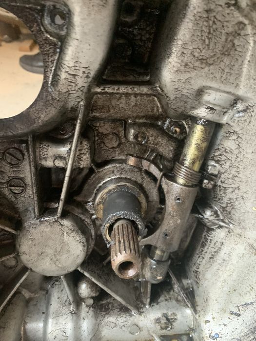 коробка nissan sunny/мазда/ нісан