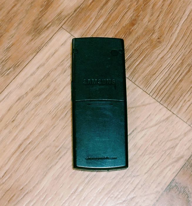 Samsung C170 в гарному стані