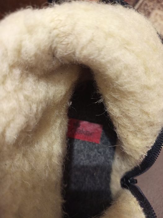 Продам зимові сапожки rieker