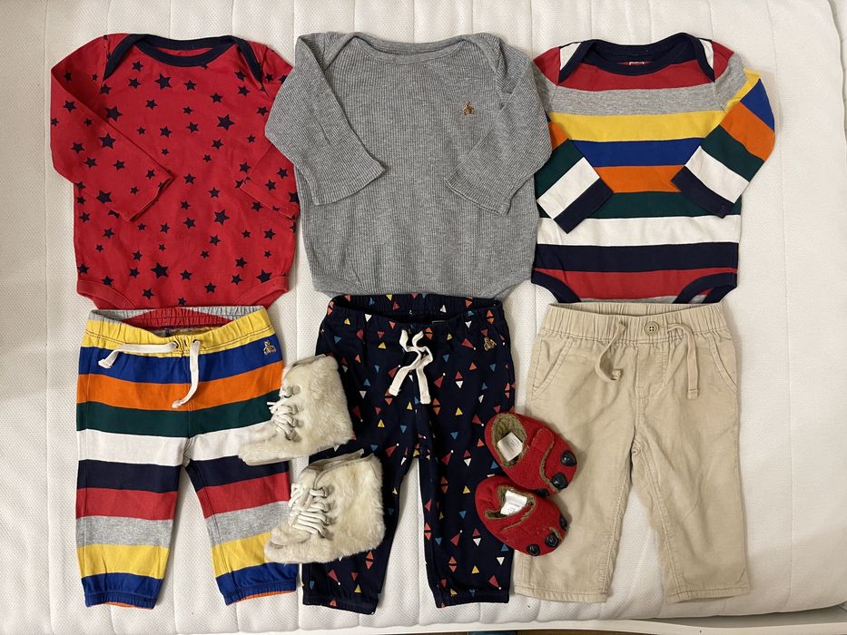 Лот боді, штани, пінетки Baby Gap 6-12 м.