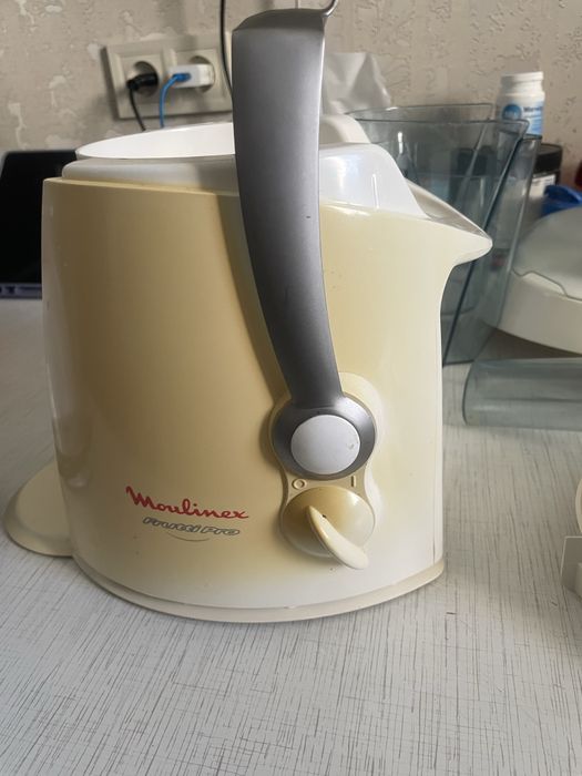 Соковыжималка Мулинекс