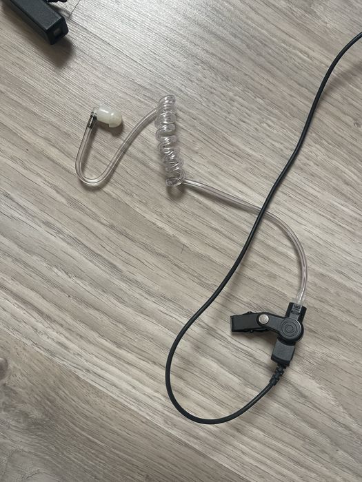 Продам гарнитуру для рации.