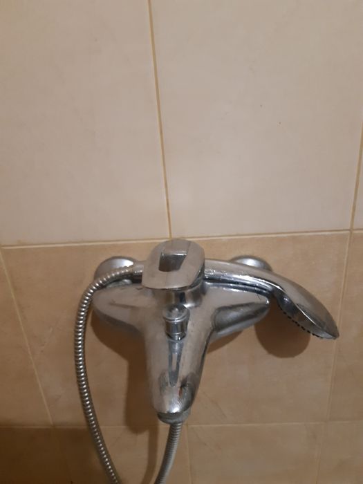 Замена смесителей.Сантехработы.Сантехник Харьков.