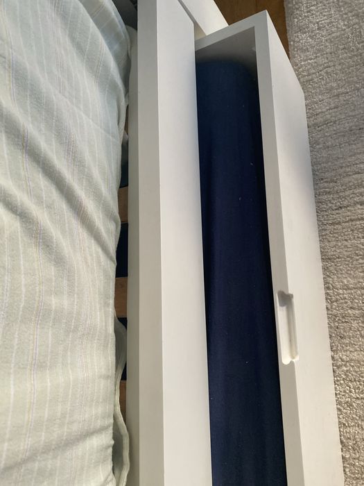 Cama de solteiro +1 (colchões incluídos)