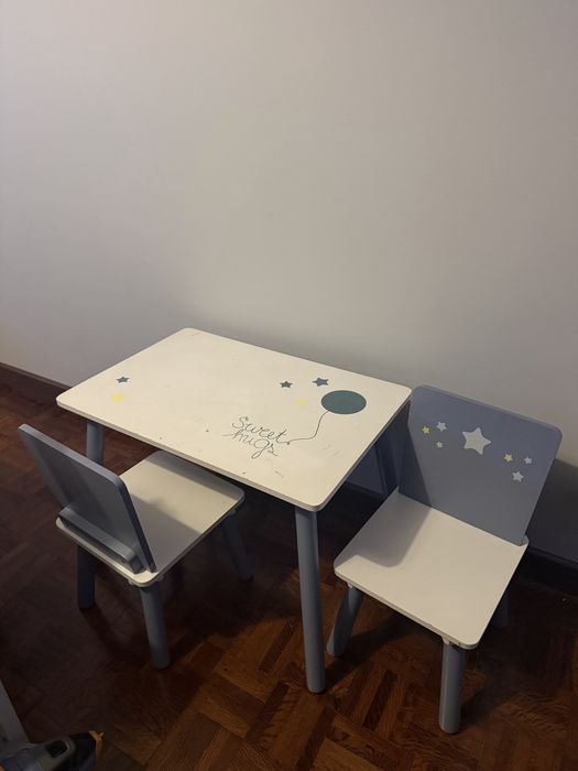 Mesa para crianças
