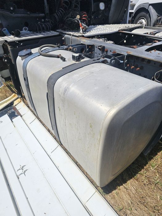 Vendo depósito 450L para camião