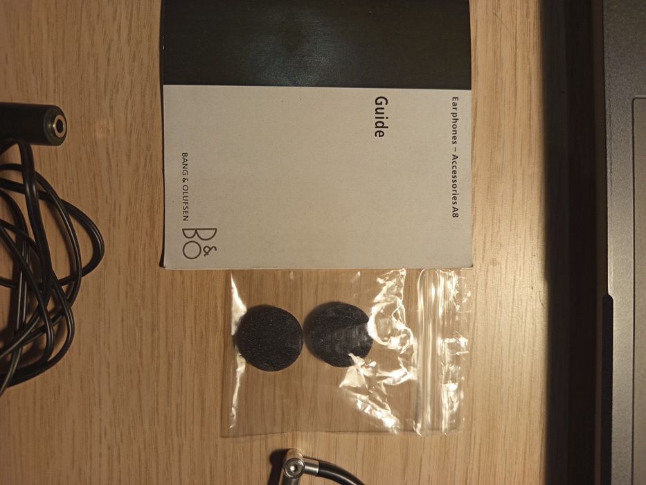 Earphones A8 Bang Olufsen