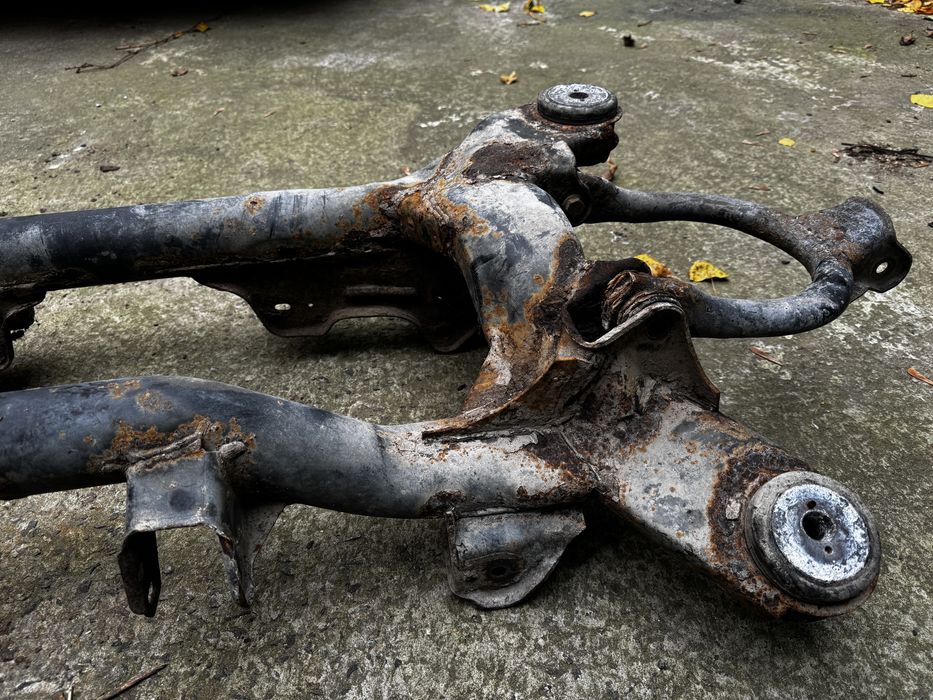 Підрамник Audi Allroad С5