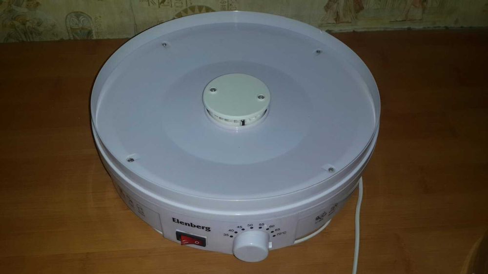 Сушилка  для грибів, трав, овочів, фруктів Elenberg by1102, вакууматор