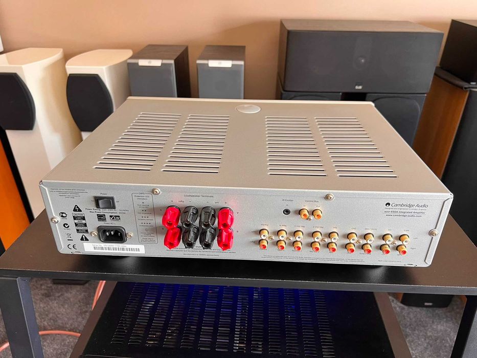 Wzmacniacz Cambridge Audio Azur 650