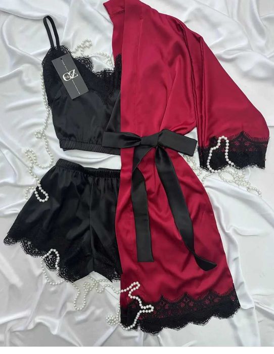 Шовковий домашній комплект шортики  майка  халат із мереживом трійка