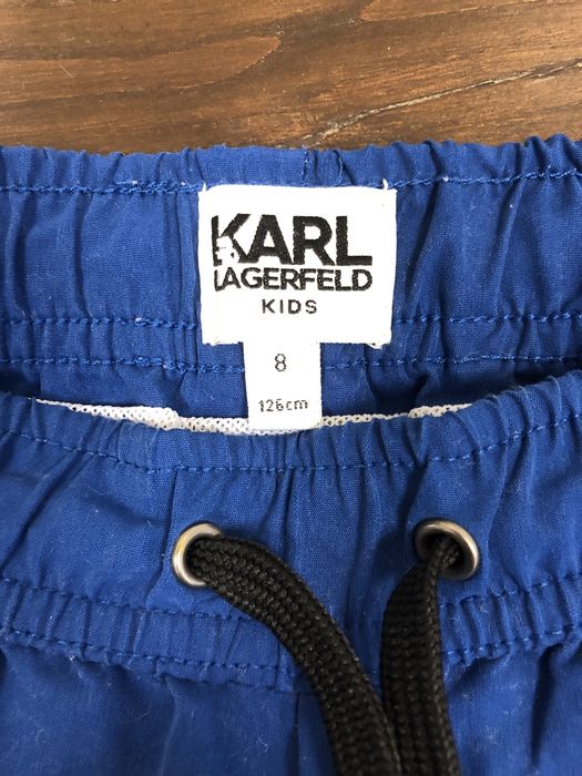 Conjunto calções de banho e chinelos Karl Lagerfeld 8 anos