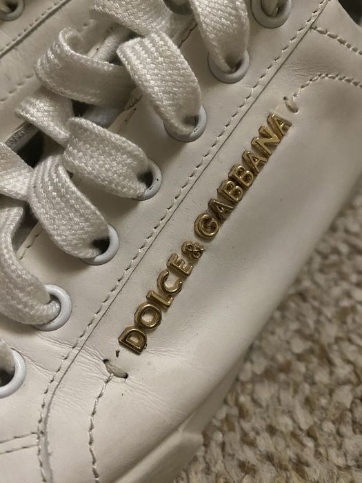 женские белые кеды