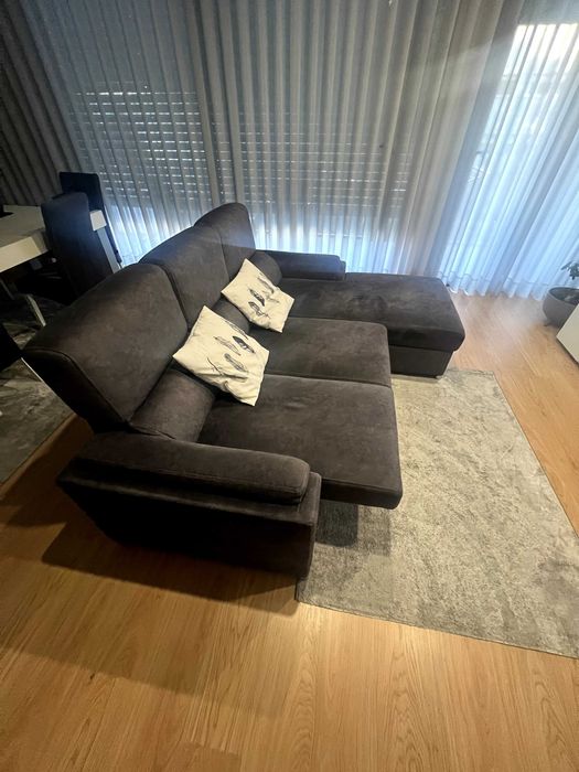 Sofa 3 Lugares com Chaise Longue Cinzento