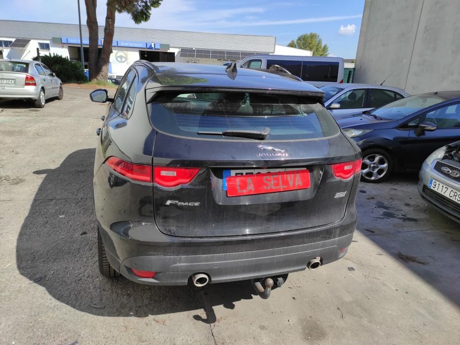 Chapeleira Da Mala Jaguar F-Pace