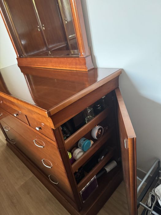 Mobilia de quarto completa em madeira cerejeira