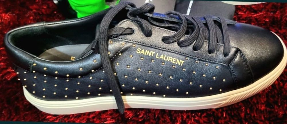 Sapatilhas Saint Laurent. Tamanho 40. 450euros