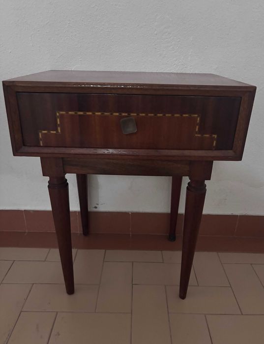 Mesa de Cabeceira Vintage / Mid-Century Modern