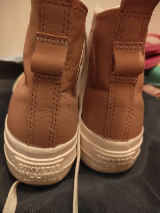 Tênis all star bota rosa