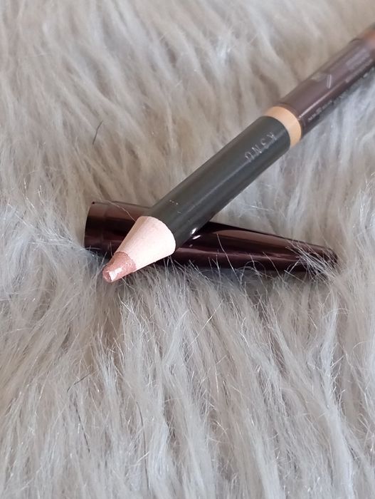 Podwójna kredka do oczu Shiseido