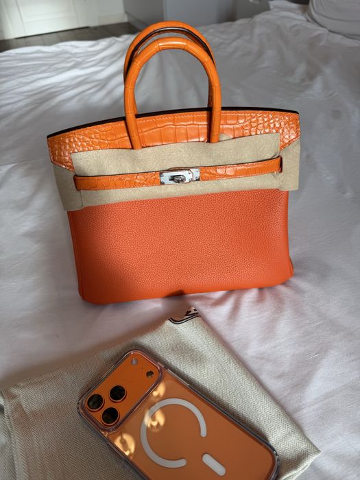 Hermes Birkin Touch 25 Alligator Orange H в наличии