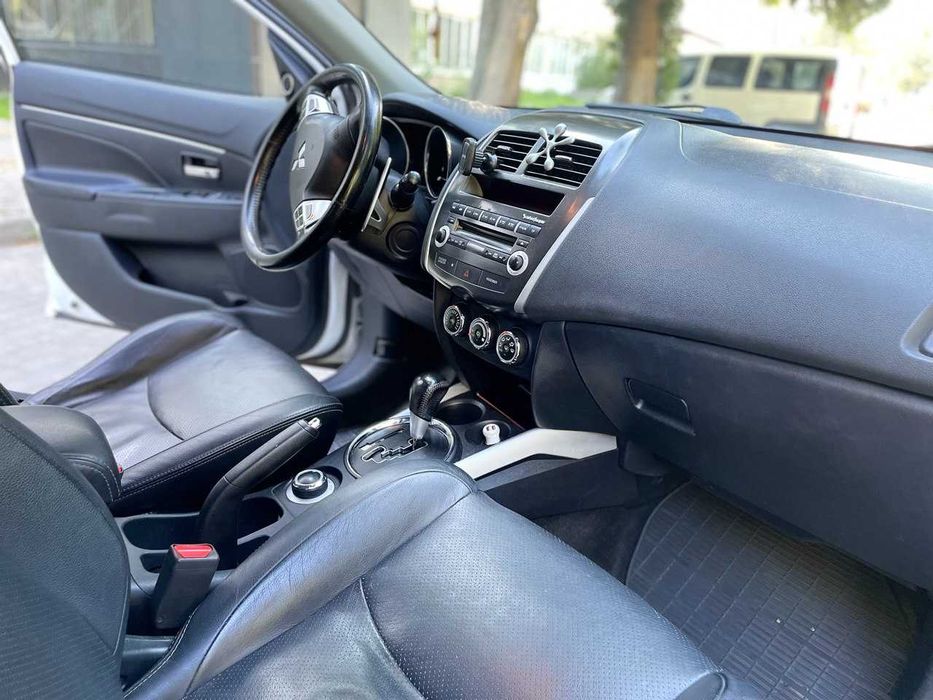 Автомобіль Mitsubishi ASX