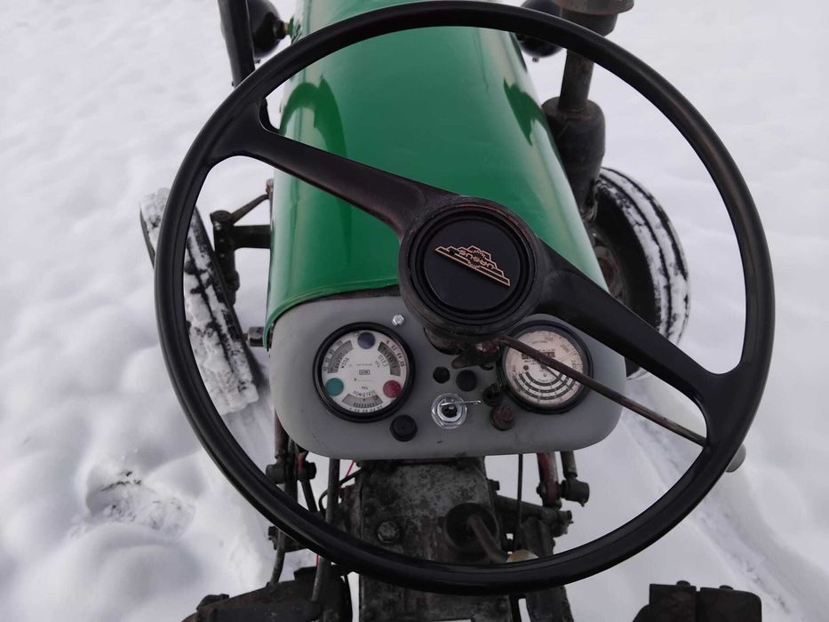 Ursus c 328 330 zabytek