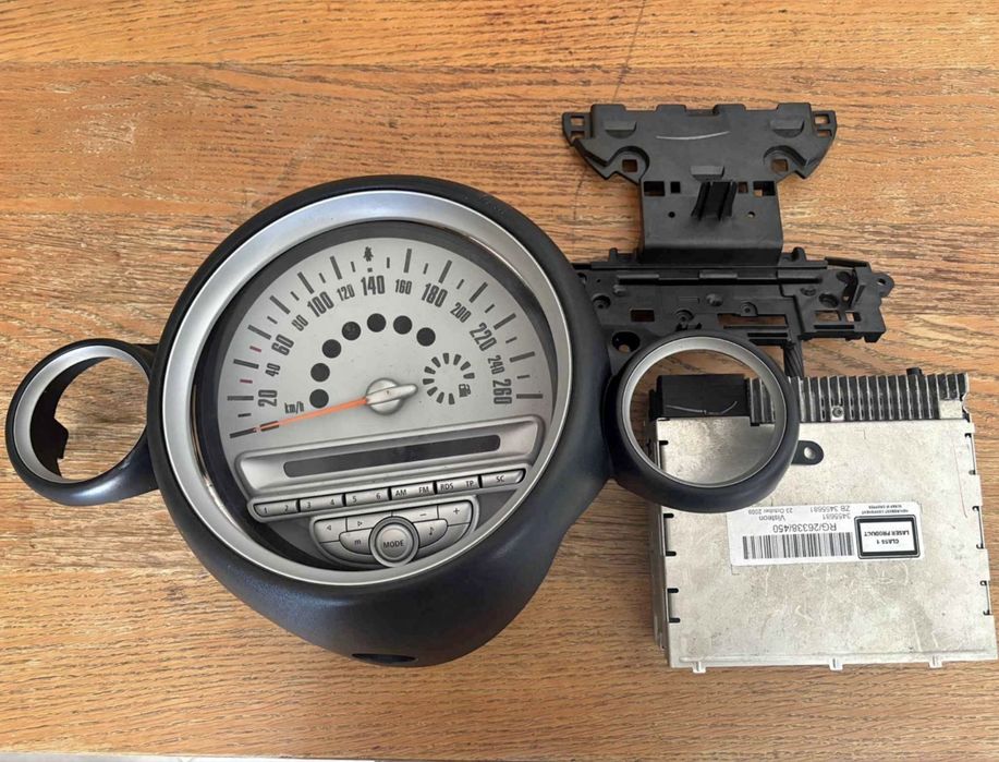 Rádio e  Conta-Rotações Mini Cooper