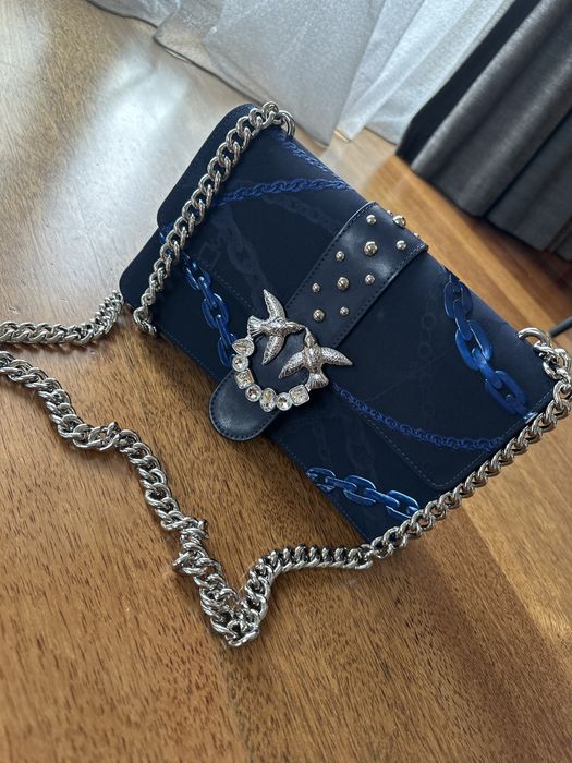 Torebka PINKO granatowa z łańcuchem