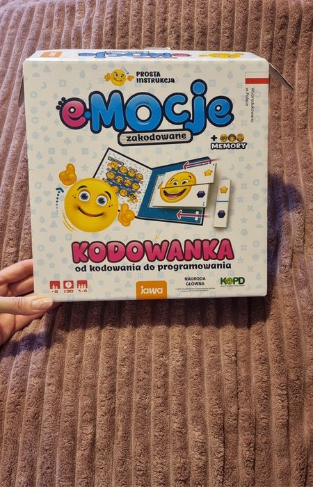 Gra e-mocje kodowanka. Od kodowania do programowania
