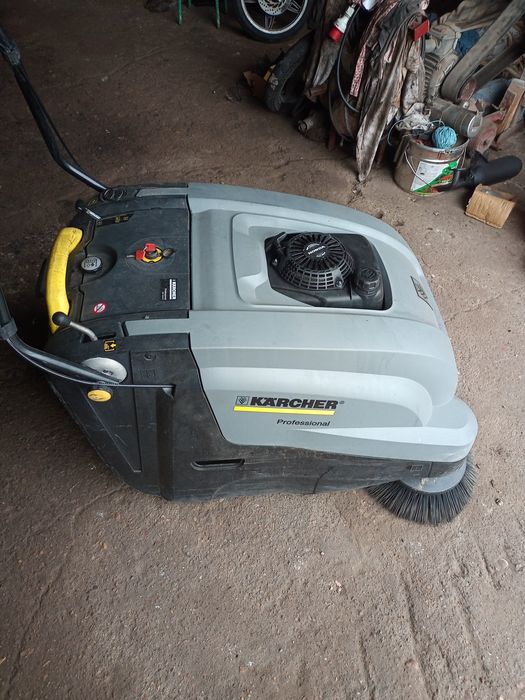 Zamiatarka Karcher KM 75/40 W