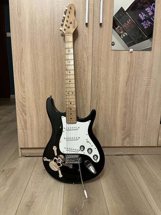 Gitara elektryczna ze wzmacniaczem