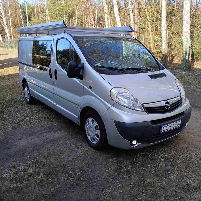 Sprzedam samochód Ciężarowy OPEL VIVARO