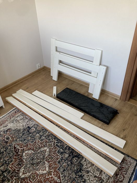 Łóżko dziecięce 180x90, drewniane białe