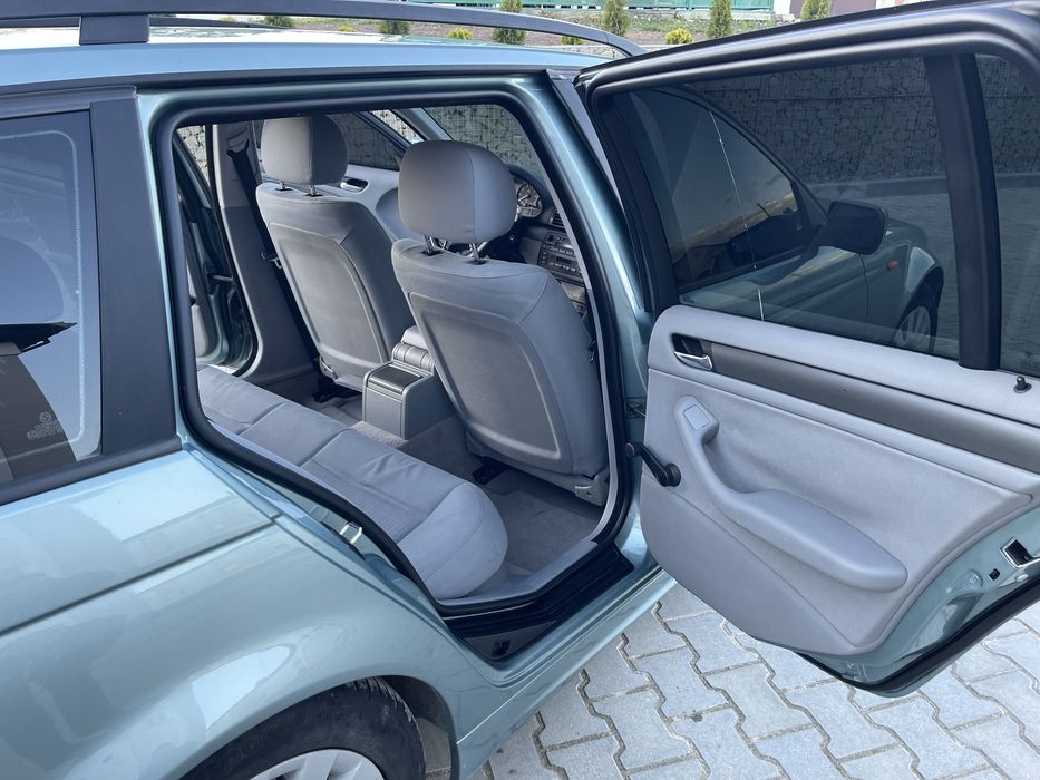 Продам власне авто в гарному стані BMW 3 Series автомат