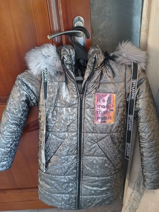Пальто для дівчинки