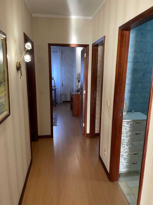 Apartamento T3 mobilado em Espinho