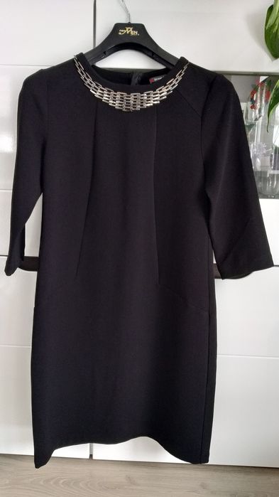 Elegancka sukienka czarna 36