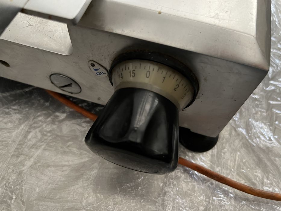 Слайсер професійний 350 мм