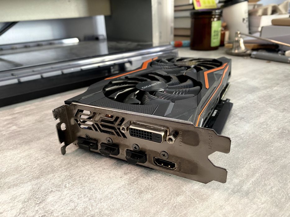 Відеокарта GIGABYTE GeForce GTX 1050 Ti Windforce OC 4G з коробкою: 4 ...