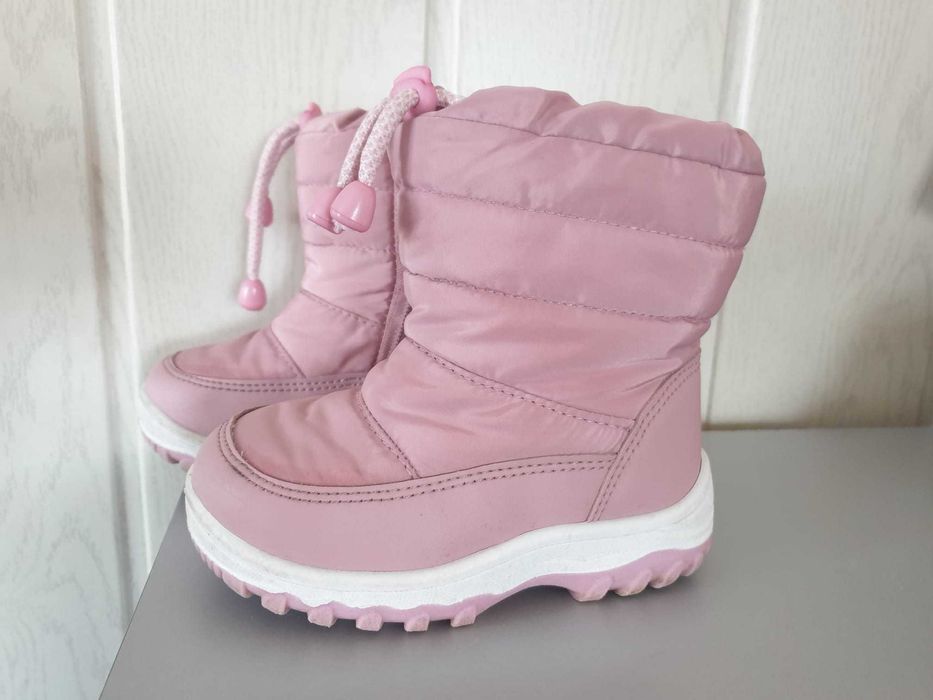 Buty śniegowce ocieplane puder róż Sinsay 24