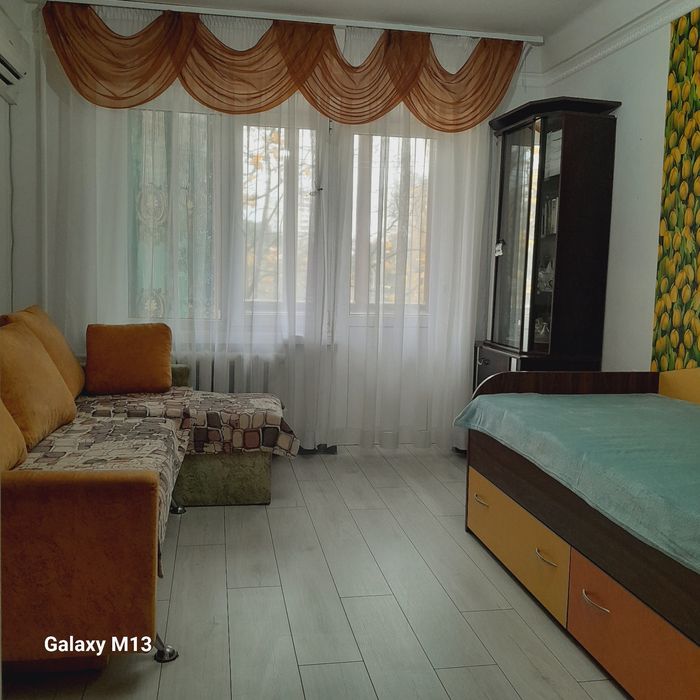 2 кімнатна квартира подобово Інститут Серця ,Метро Чернігівська.