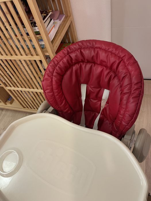 Cadeira Chicco Poly Magic