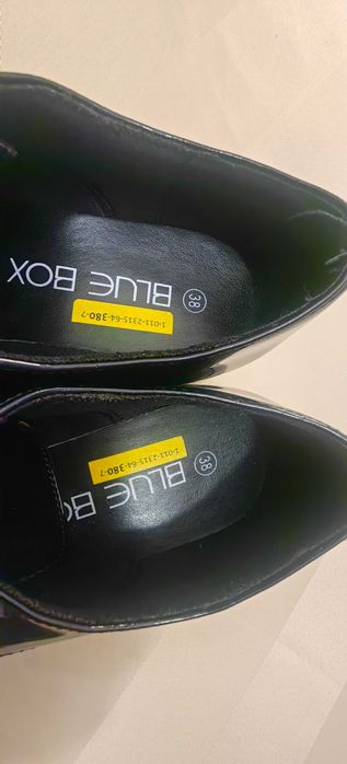 Sprzedam buty dziecięce